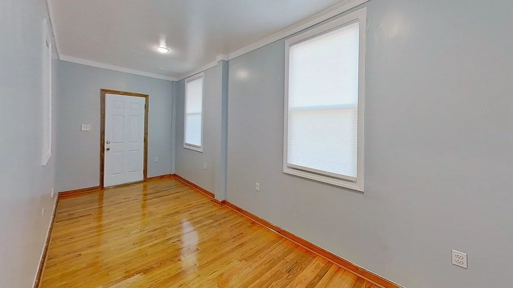 4 bed, 1 bath apartment for rent at 19 Hendry St Unit 1, Dorchester — photo 14 of 16