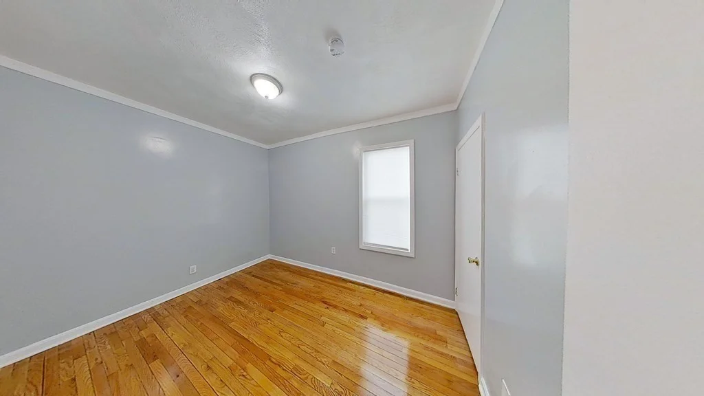 4 bed, 1 bath apartment for rent at 19 Hendry St Unit 1, Dorchester — photo 9 of 16