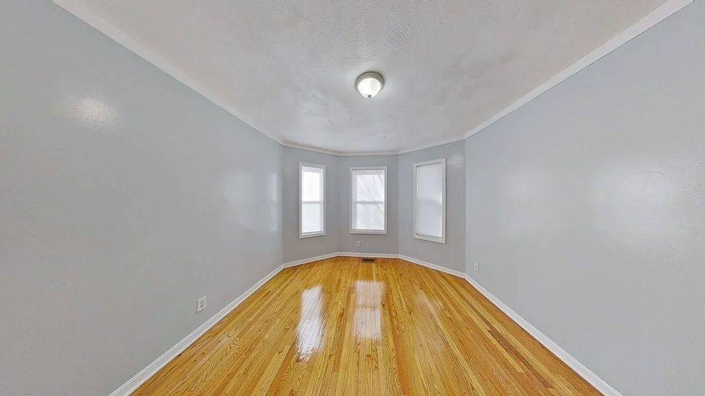 4 bed, 1 bath apartment for rent at 19 Hendry St Unit 1, Dorchester — photo 6 of 16