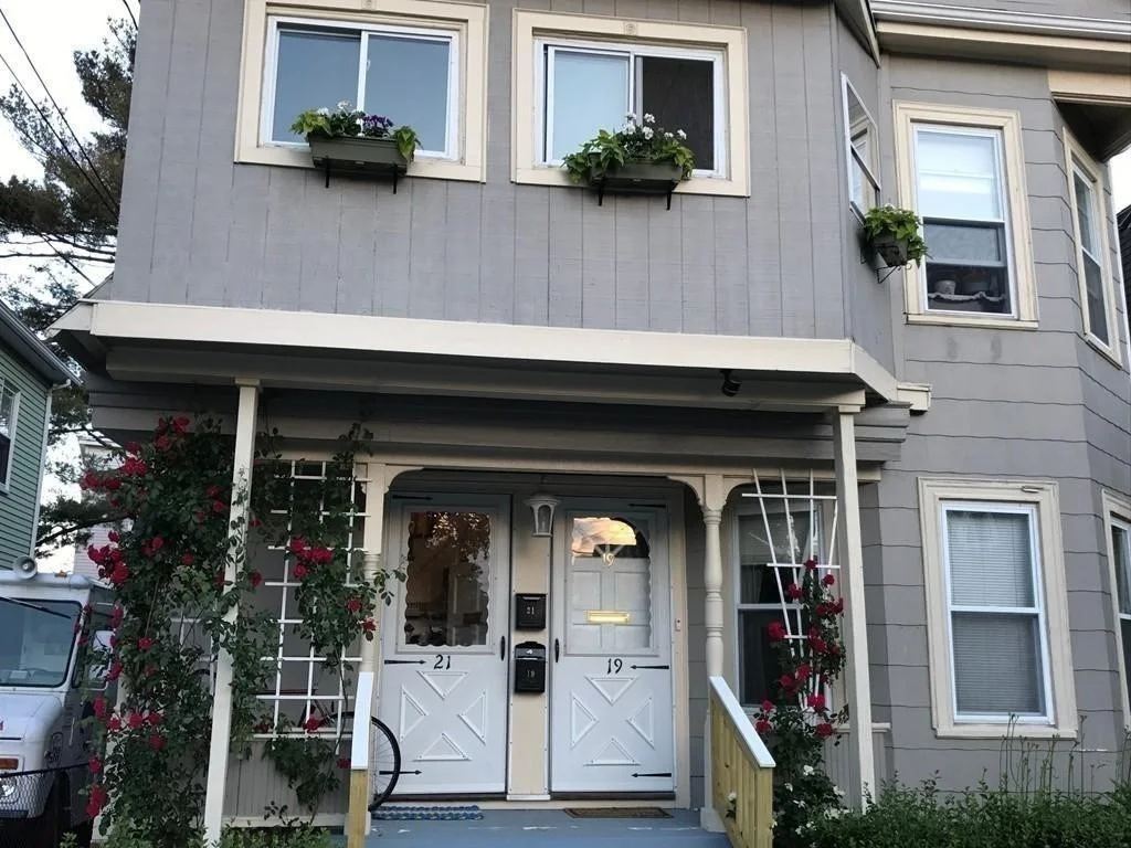 2 bed, 1 bath apartment for rent at 19 Henry St Unit 1, Medford