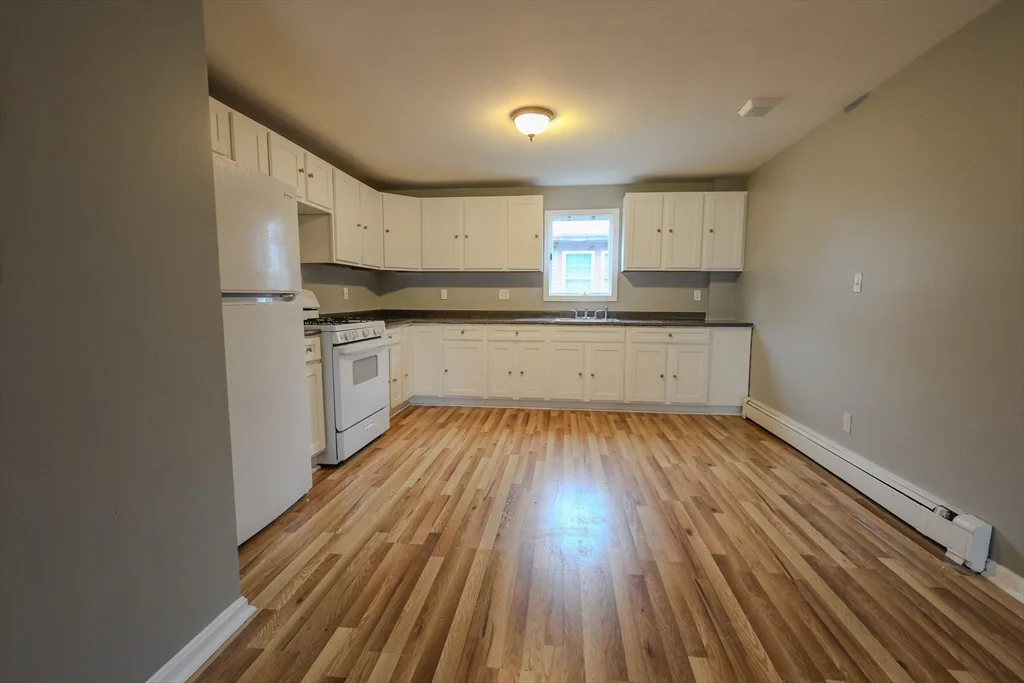 3 bed, 1 bath apartment for rent at 19 Hiawatha Rd Unit 3, Mattapan — photo 5 of 14