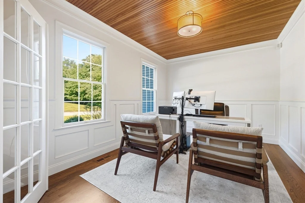 5 bed, 4+ bath apartment for rent at 19 High Ridge Rd, Topsfield — photo 10 of 27