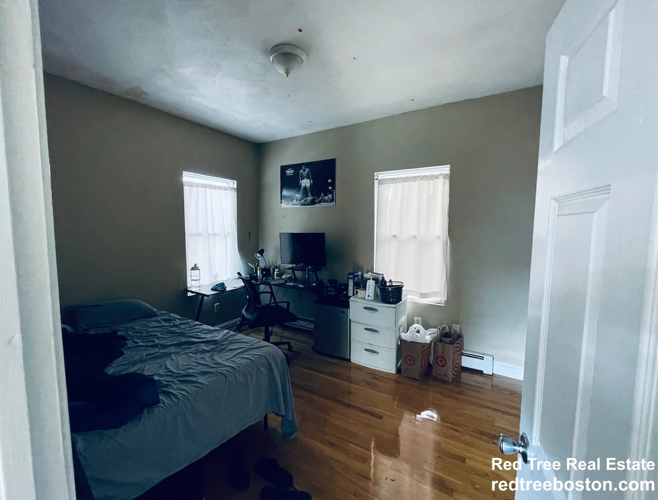 4 bed, 1.5 bath apartment for rent at 19 Highgate St Unit 19, Allston — photo 13 of 14