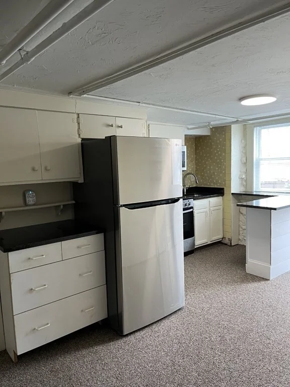 1 bed, 1 bath apartment for rent at 19 Hill St Unit 1, Weymouth — photo 4 of 10