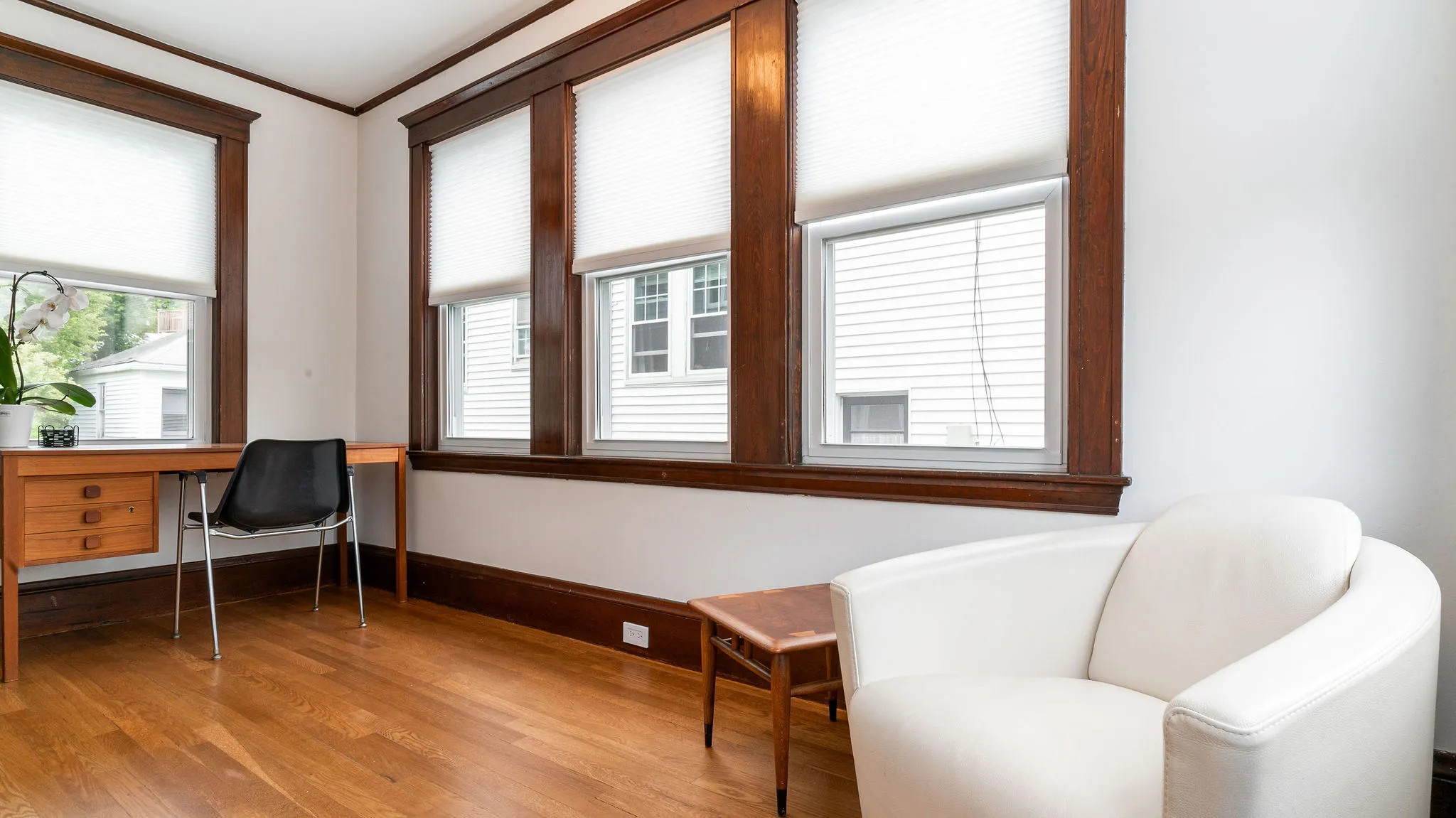2 bed, 1 bath apartment for rent at 19 Holden Rd Unit 1, Belmont — photo 20 of 25