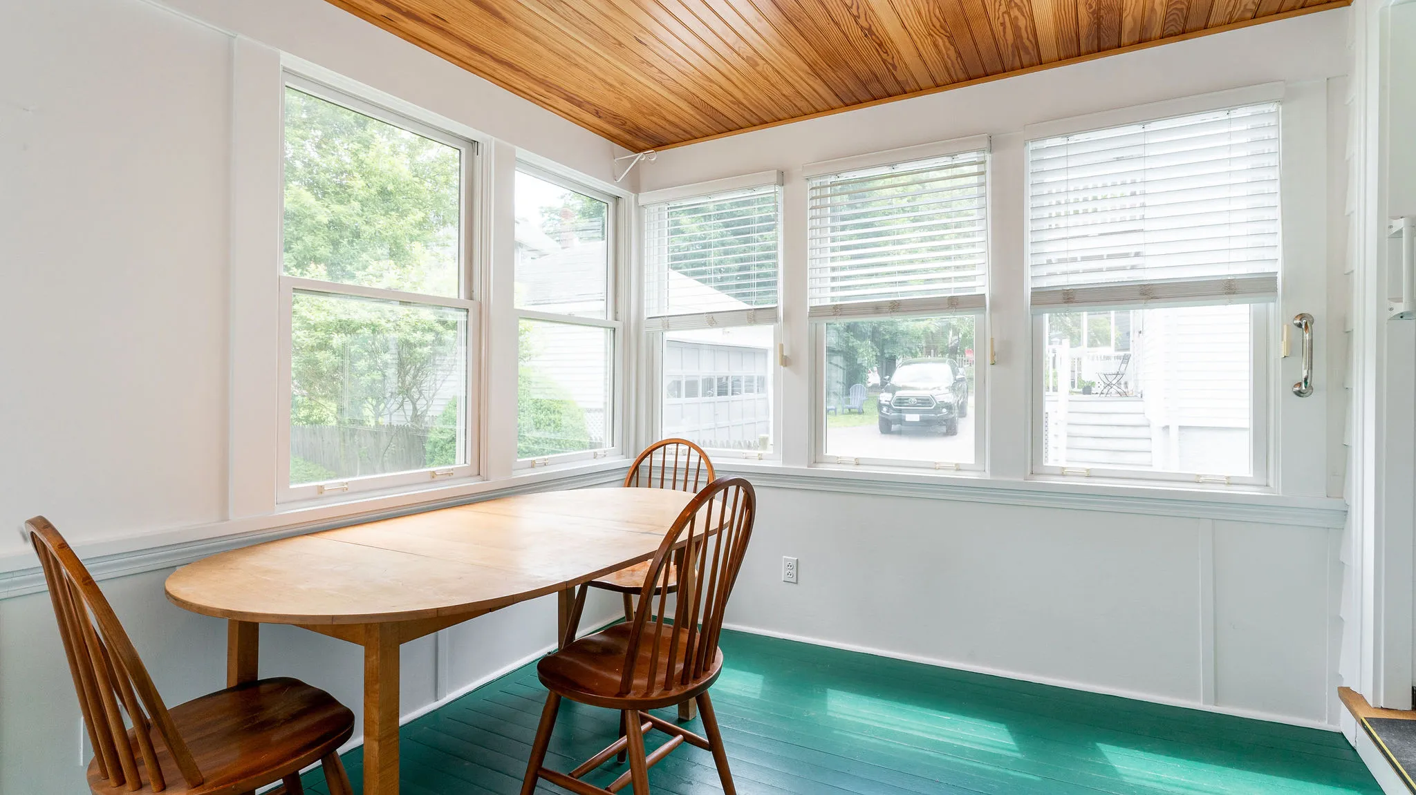 2 bed, 1 bath apartment for rent at 19 Holden Rd Unit 1, Belmont — photo 4 of 25