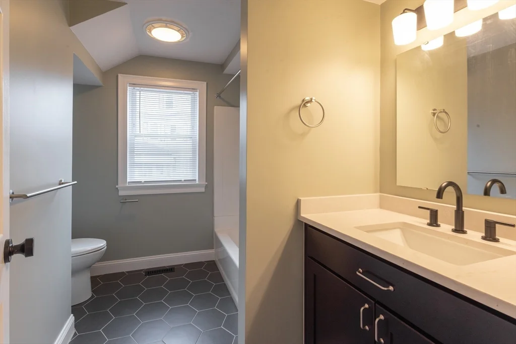 1 bed, 1 bath apartment for rent at 19 Hoyle Unit 1, Norwood — photo 8 of 12