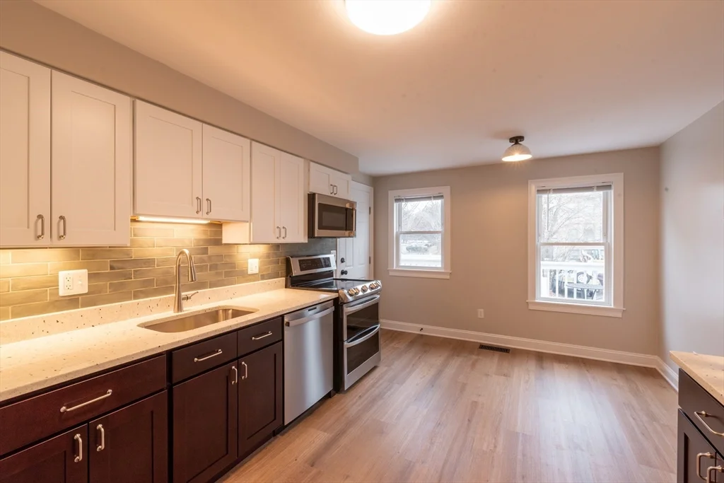 1 bed, 1 bath apartment for rent at 19 Hoyle Unit 1, Norwood — photo 2 of 12