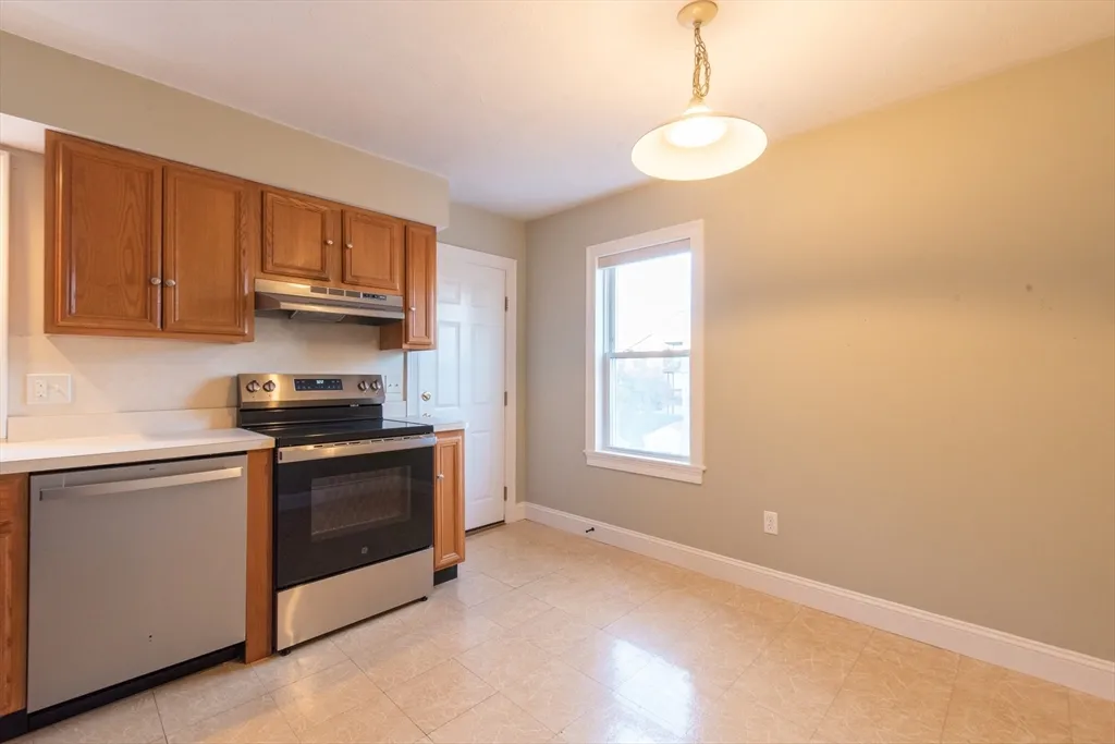 1 bed, 1 bath apartment for rent at 19 Hoyle Unit 2, Norwood — photo 2 of 11
