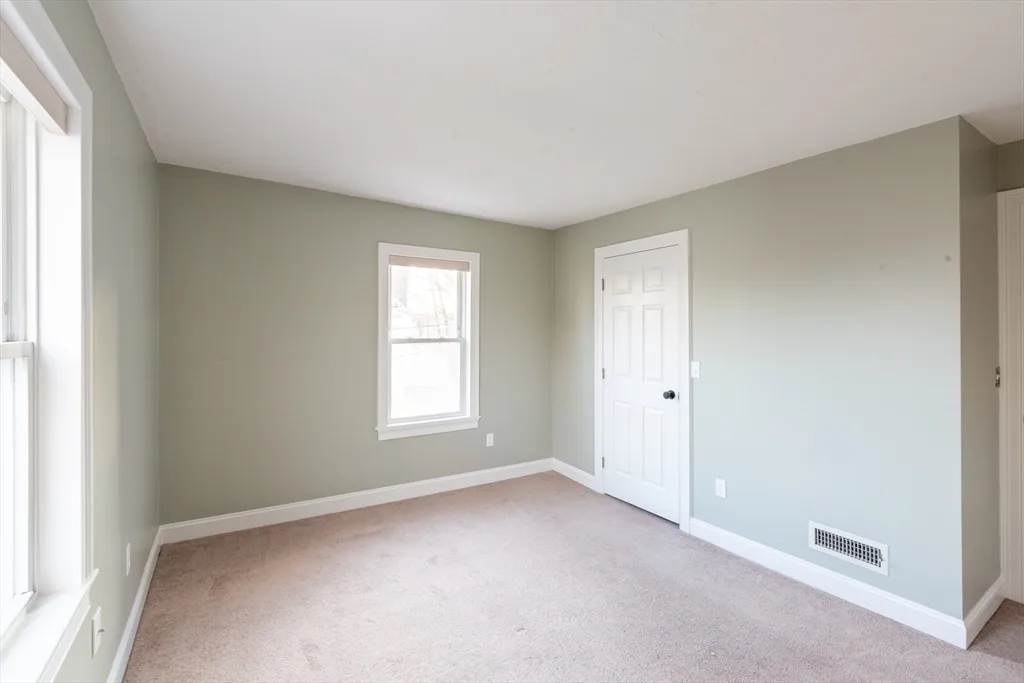 1 bed, 1 bath apartment for rent at 19 Hoyle Unit 2, Norwood — photo 6 of 11