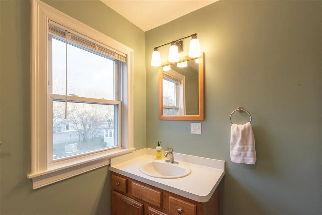1 bed, 1 bath apartment for rent at 19 Hoyle Unit 2, Norwood — photo 3 of 11