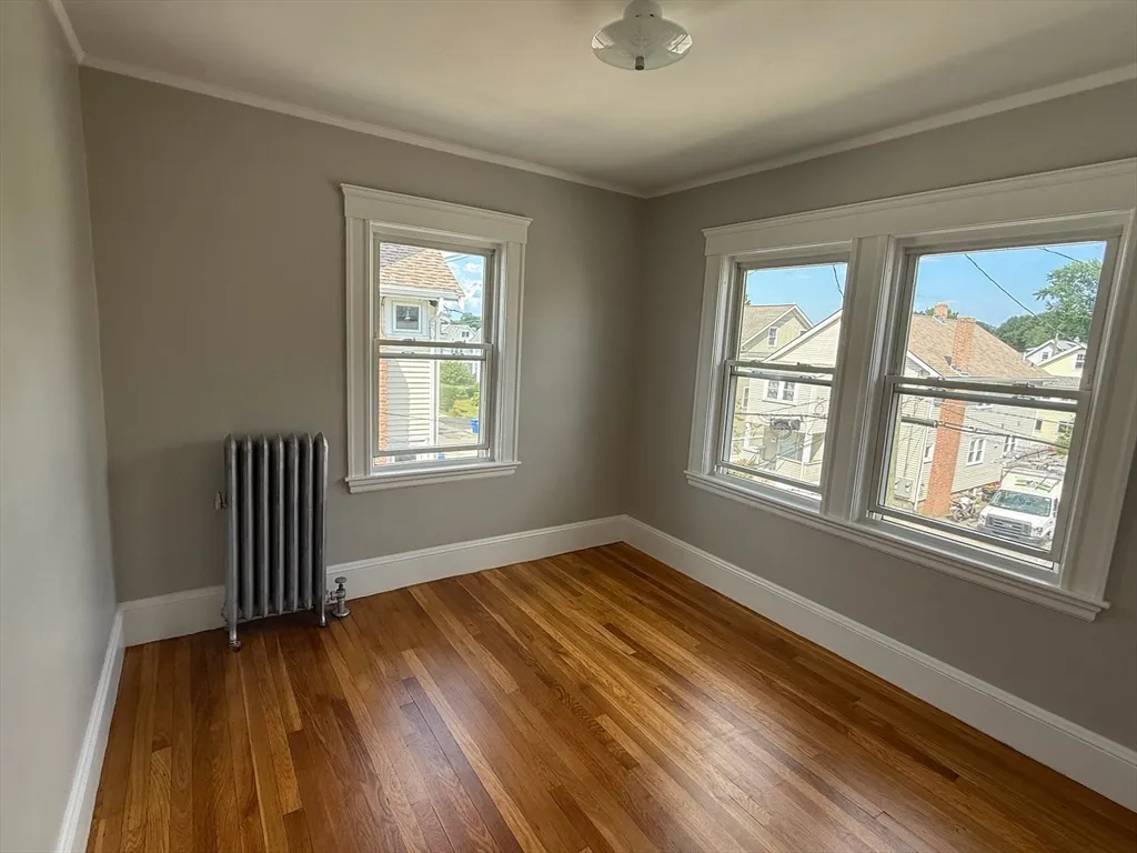 3 bed, 1 bath apartment for rent at 19 Jonathan St Unit 2, Belmont — photo 12 of 13