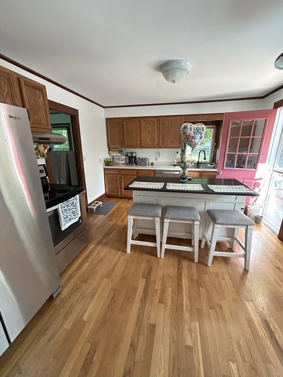 2 bed, 1 bath apartment for rent at 19 Julia Ave, Franklin — photo 5 of 12