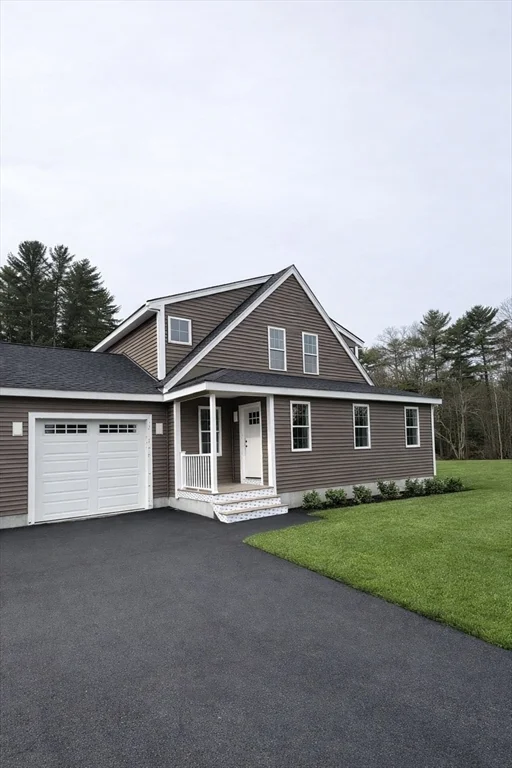 4 bed, 2 bath apartment for rent at 19 Kashmirs Way Unit 19, Middleboro — photo 1 of 34