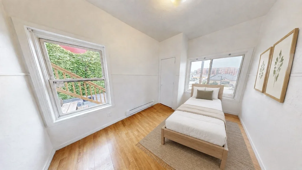 3 bed, 1 bath apartment for rent at 19 Kelley Sq Unit 2, Worcester — photo 6 of 10