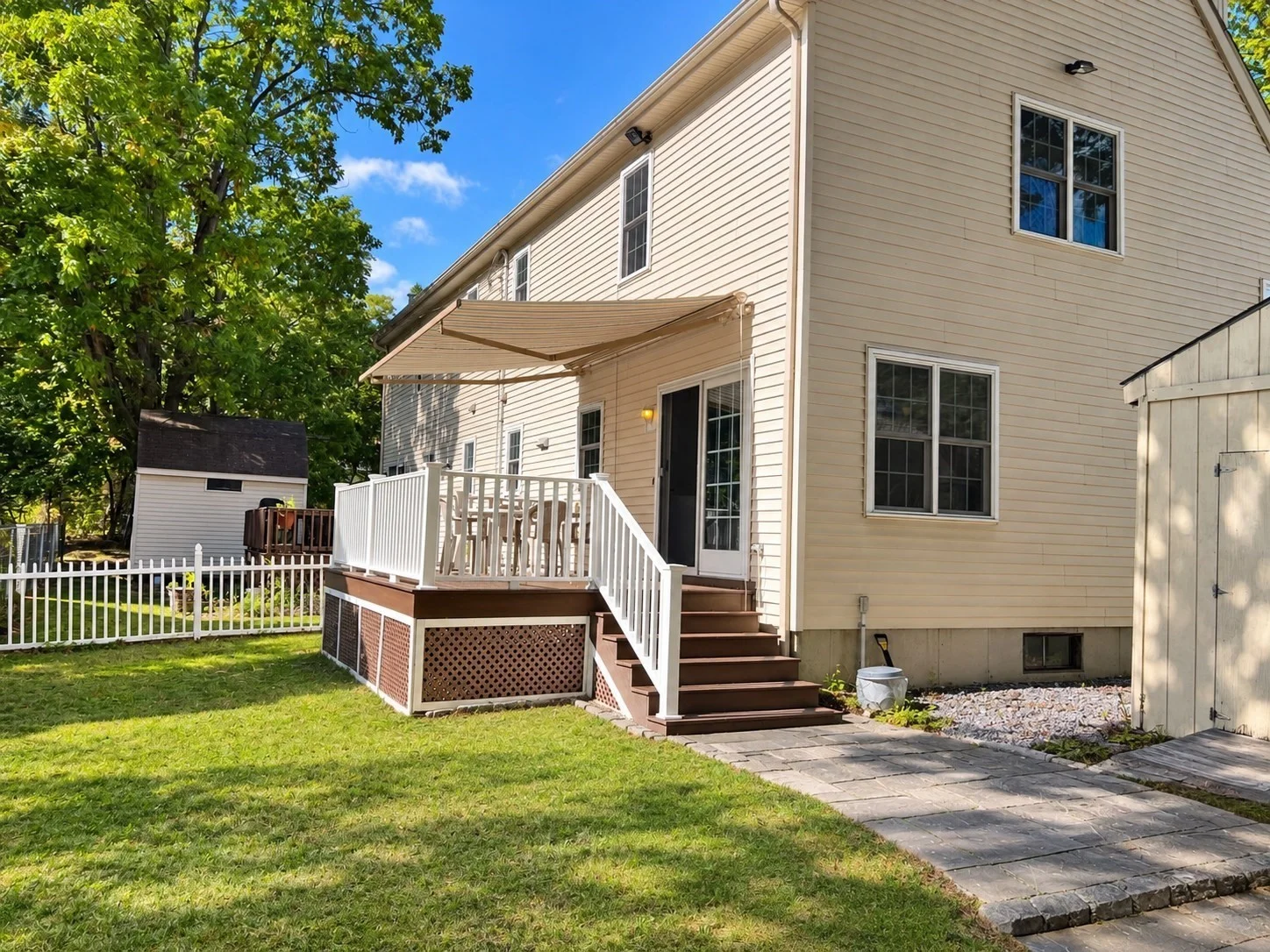 2 bed, 1 bath apartment for rent at 19 Kennebec Unit A, Burncoat — photo 2 of 15