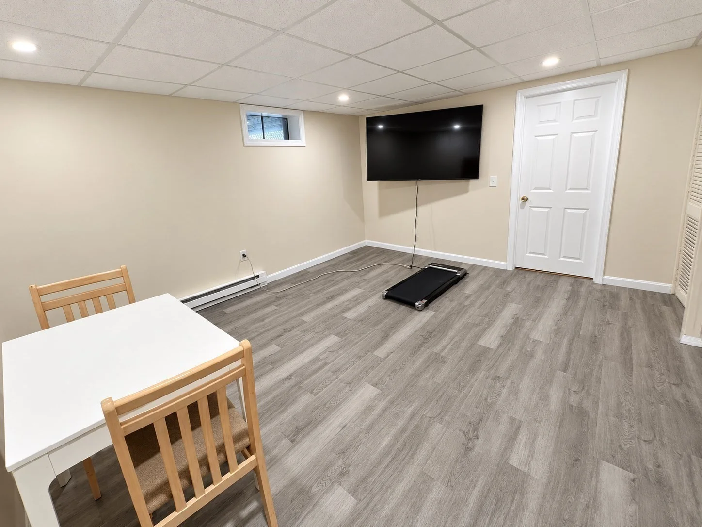 2 bed, 1 bath apartment for rent at 19 Kennebec Unit A, Burncoat — photo 12 of 15