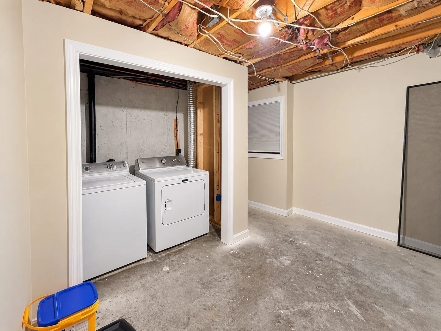 2 bed, 1 bath apartment for rent at 19 Kennebec Unit A, Burncoat — photo 14 of 15