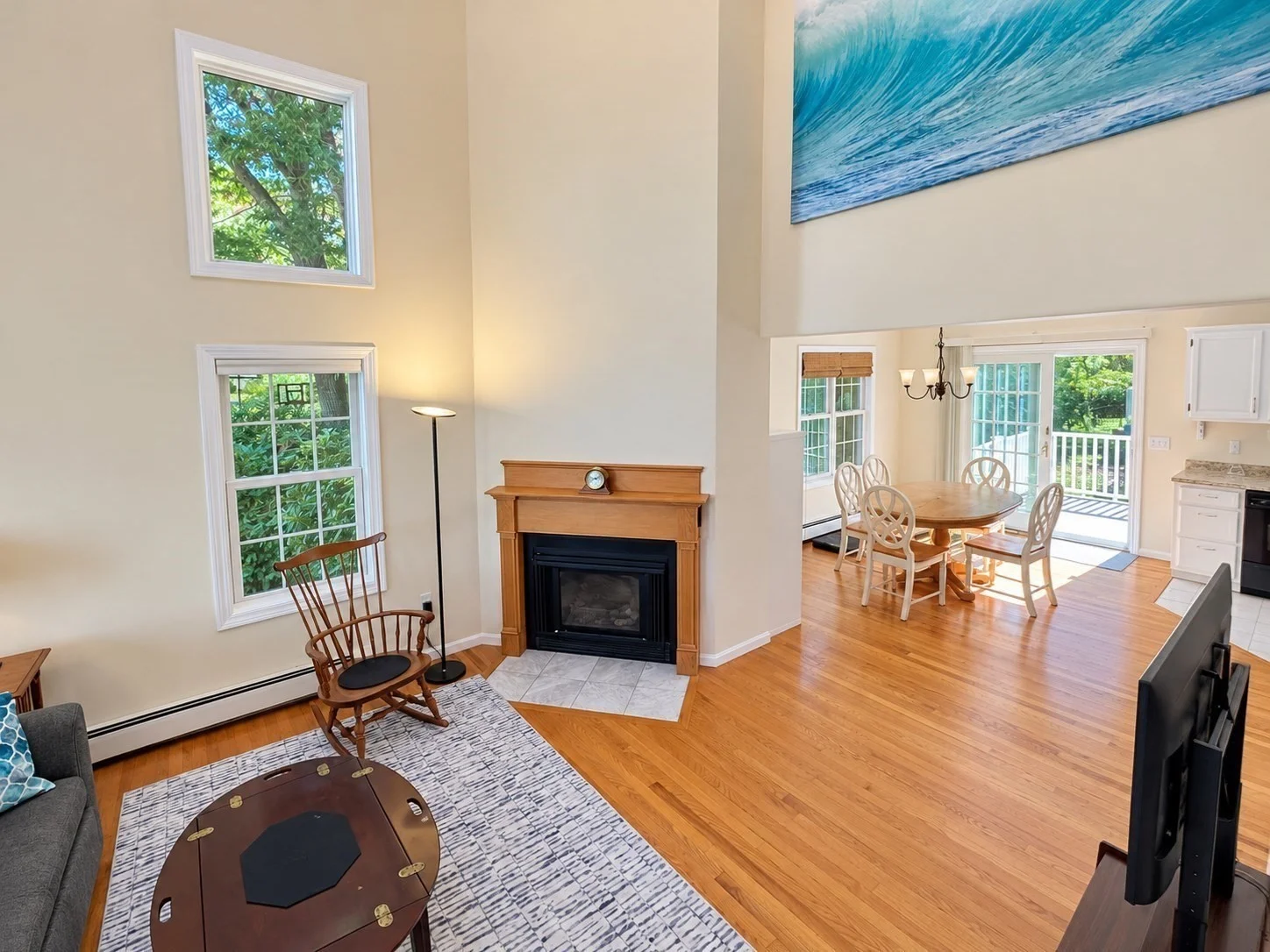 2 bed, 1 bath apartment for rent at 19 Kennebec Unit A, Burncoat — photo 4 of 15