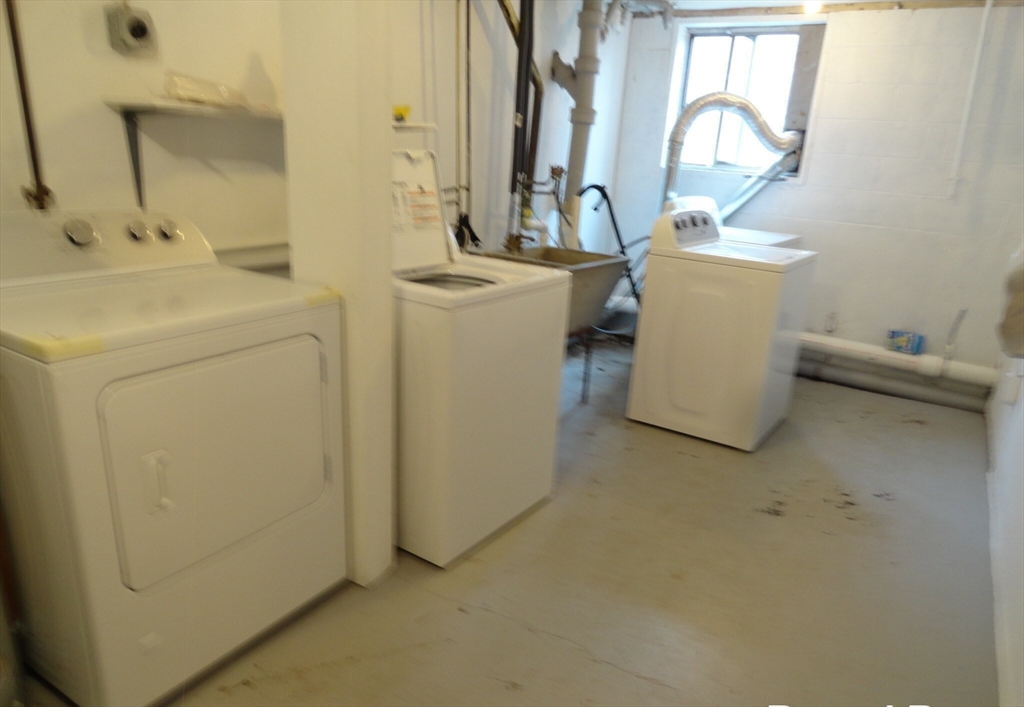 3 bed, 2 bath apartment for rent at 19 Kippy Dr Unit n/a, Waban — photo 9 of 9
