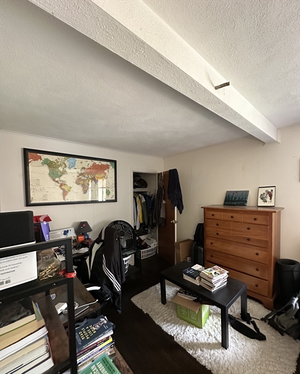 3 bed, 2 bath apartment for rent at 19 Kippy Dr Unit n/a, Waban — photo 2 of 9