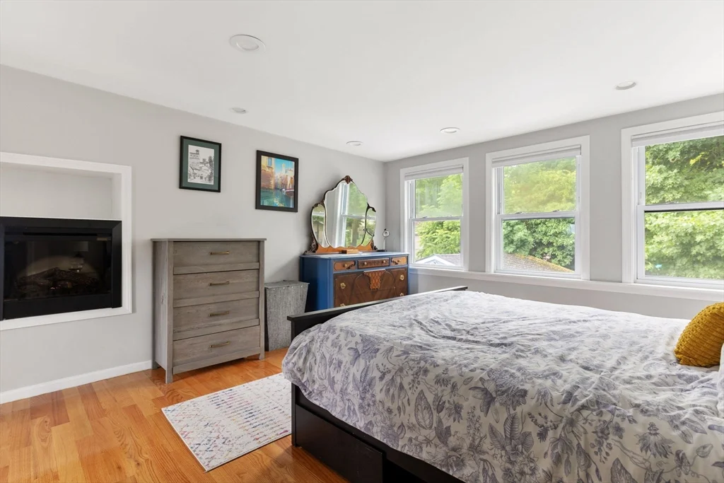 3 bed, 2 bath apartment for rent at 19 Lake Shore Dr, Weymouth — photo 17 of 30