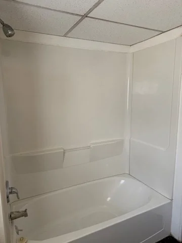 1 bed, 1 bath apartment for rent at 19 Lantern Rd Unit U:1Side, Holbrook — photo 11 of 17