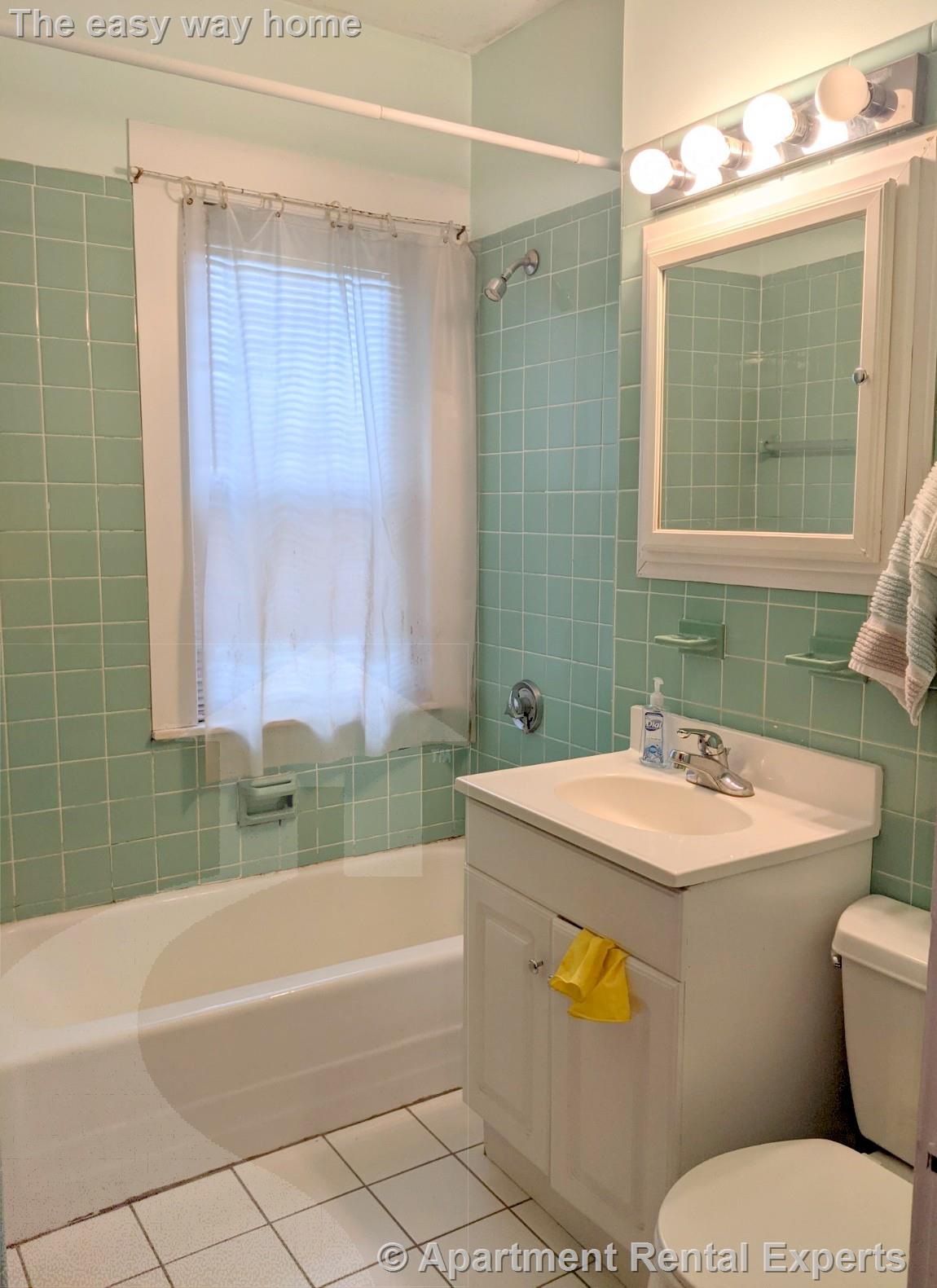 2 bed, 1 bath apartment for rent at 19 Leonard St Unit 1, Davis Square — photo 15 of 23