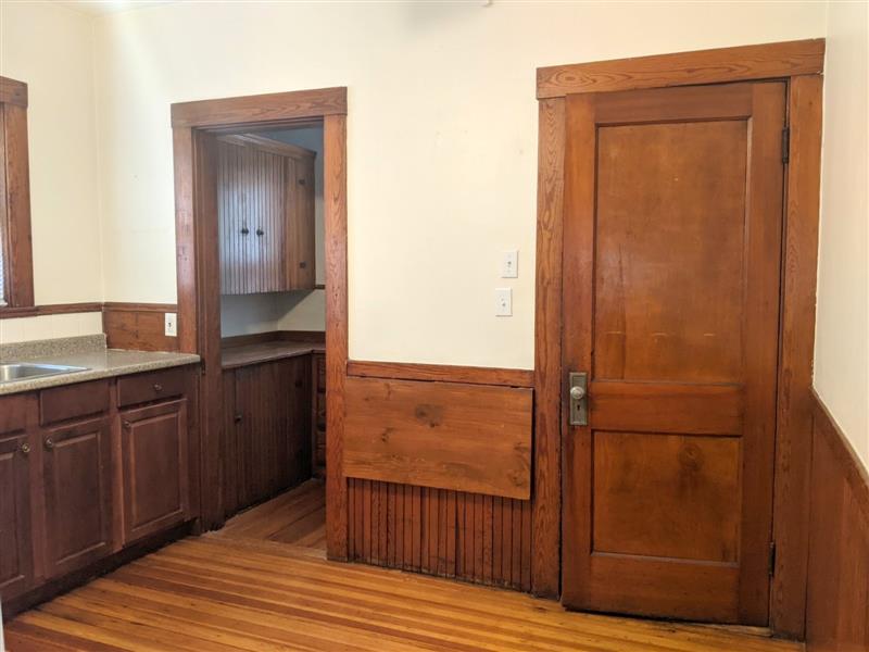 2 bed, 1 bath apartment for rent at 19 Leonard St Unit 2, Tufts — photo 8 of 23