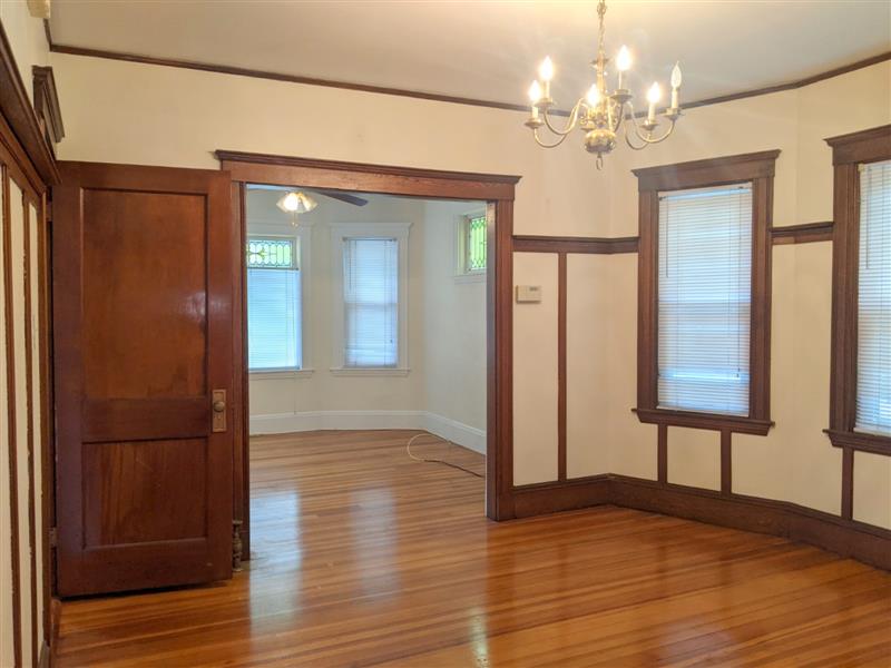 2 bed, 1 bath apartment for rent at 19 Leonard St Unit 2, Tufts — photo 2 of 23