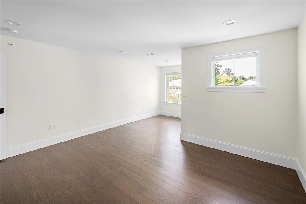 2 bed, 2 bath apartment for rent at 19 Lily Pond Ln Unit 19, Lexington — photo 26 of 38