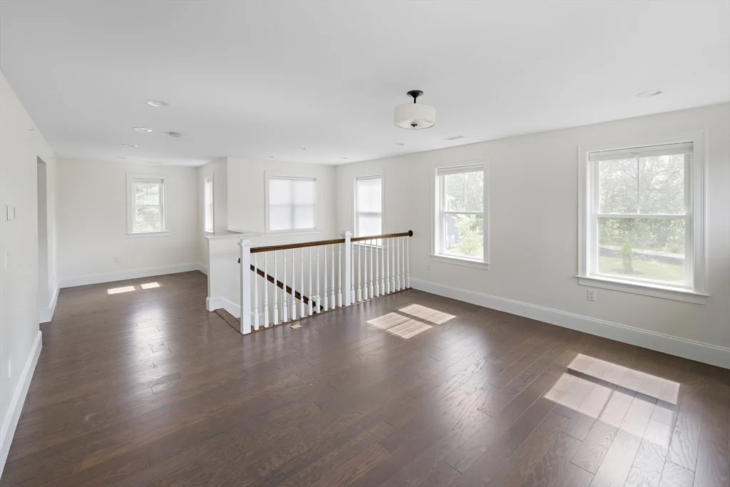2 bed, 2 bath apartment for rent at 19 Lily Pond Ln Unit 19, Lexington — photo 23 of 38