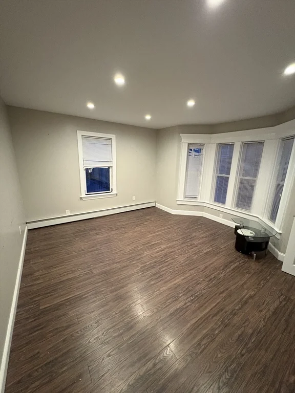 3 bed, 1 bath apartment for rent at 19 Lincoln St Unit 2, Gardner — photo 6 of 16
