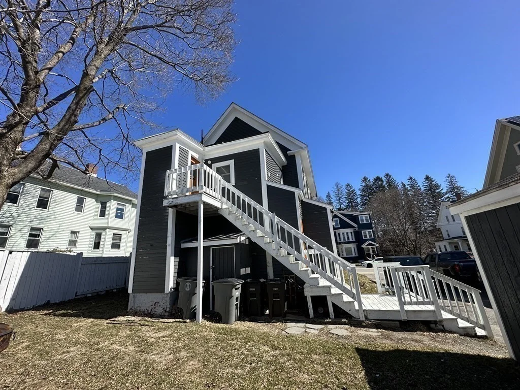 3 bed, 1 bath apartment for rent at 19 Lincoln St Unit 2, Gardner — photo 3 of 16