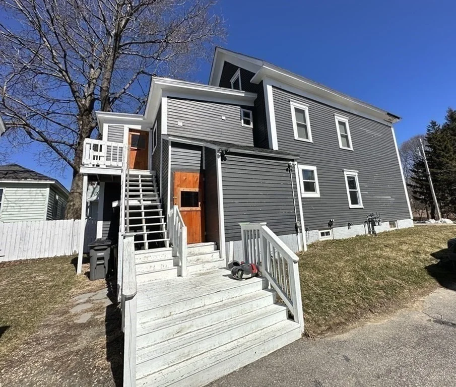 3 bed, 1 bath apartment for rent at 19 Lincoln St Unit 2, Gardner — photo 4 of 16