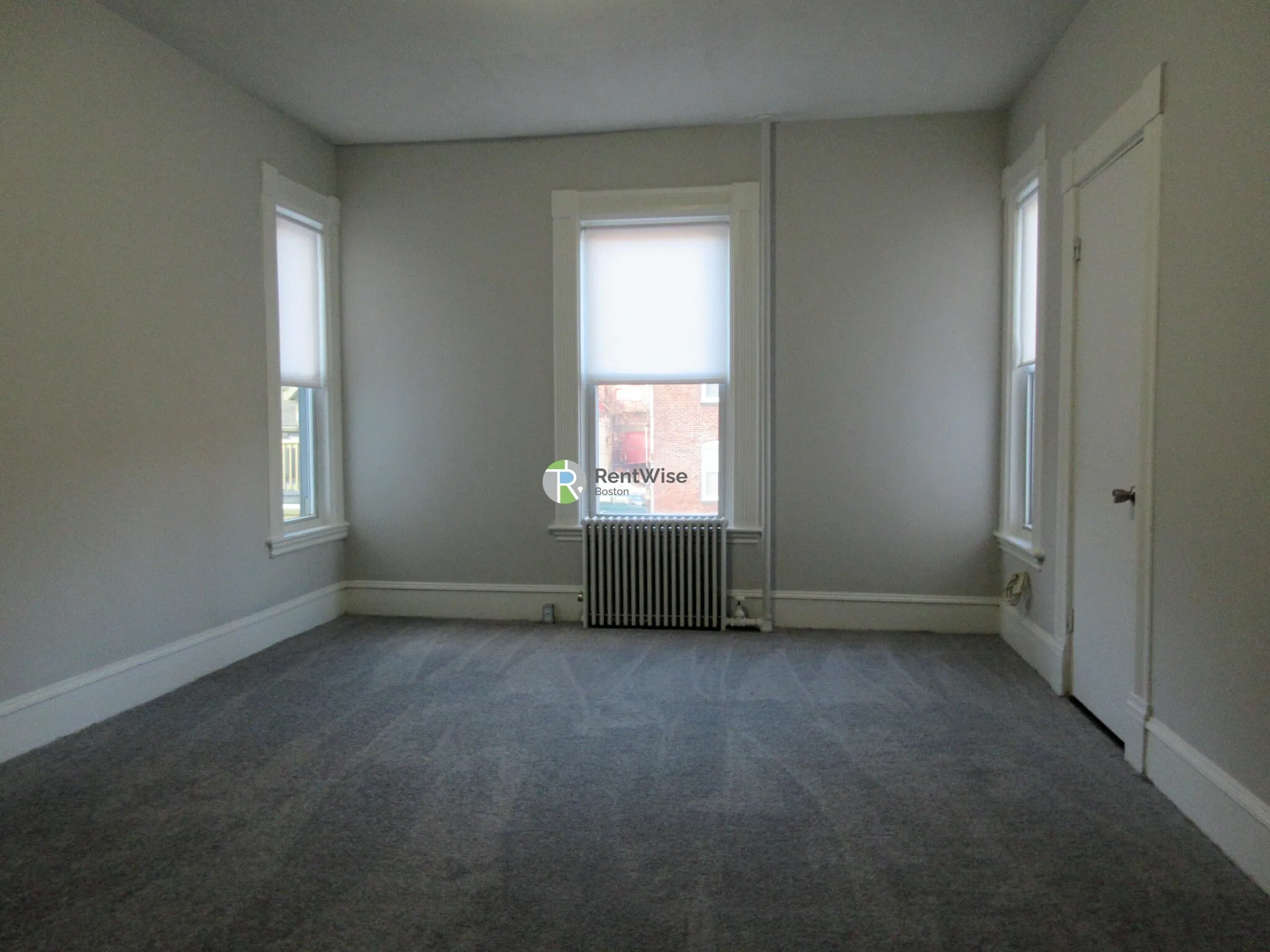 6 bed, 2.5 bath apartment for rent at 19 Linden St Unit 1, Allston — photo 13 of 23