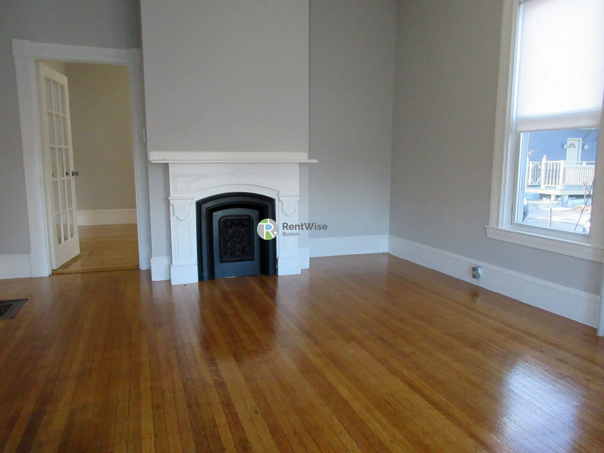 6 bed, 2.5 bath apartment for rent at 19 Linden St Unit 1, Allston