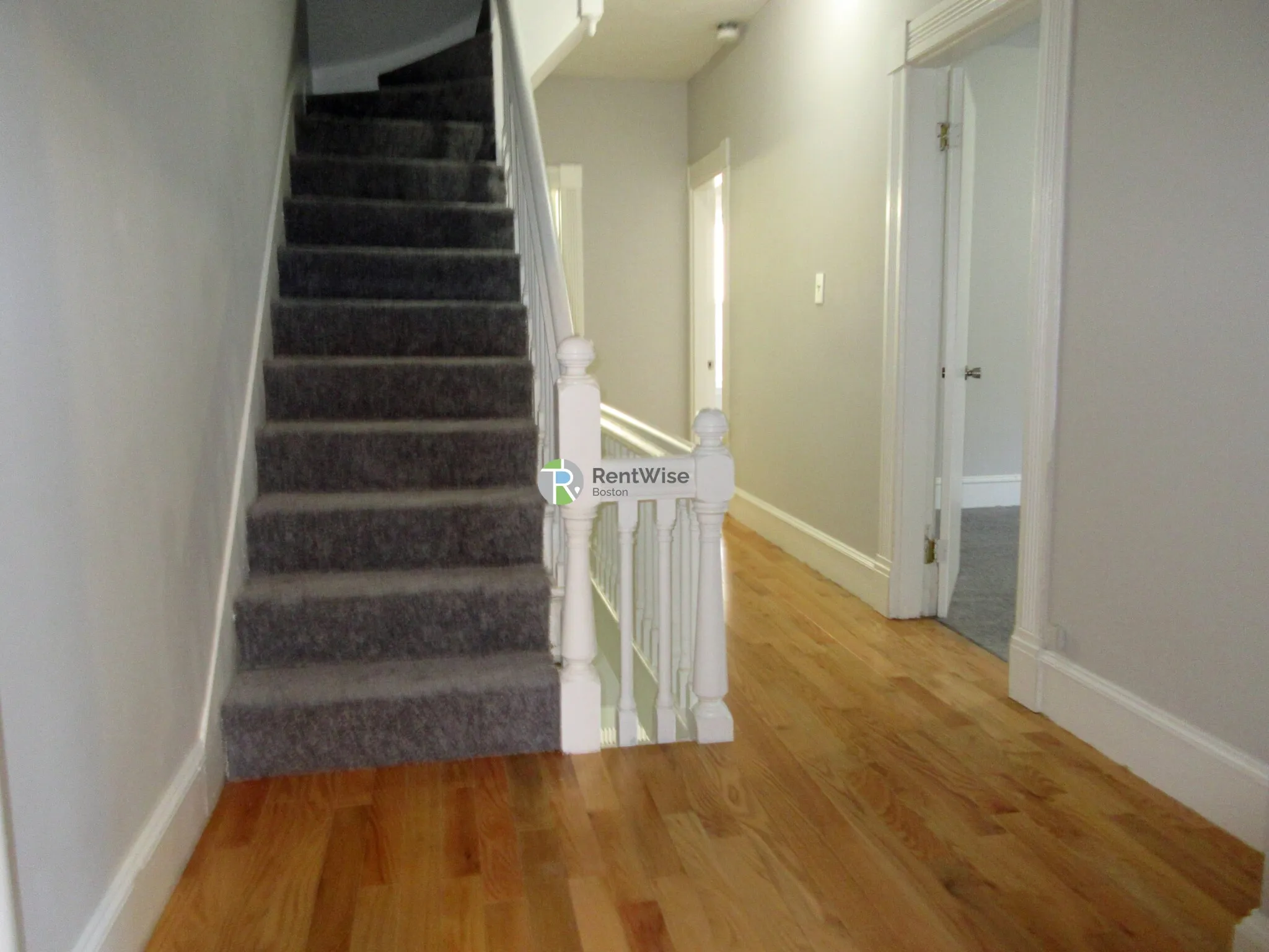 6 bed, 2.5 bath apartment for rent at 19 Linden St Unit 1, Allston — photo 9 of 23