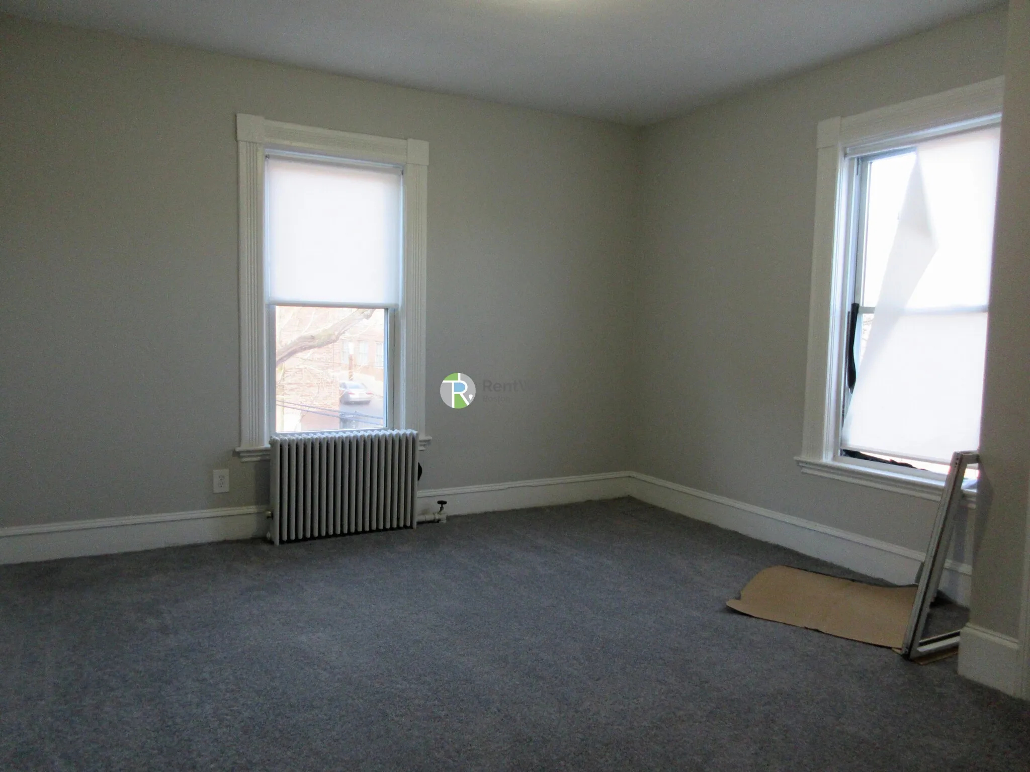 6 bed, 2.5 bath apartment for rent at 19 Linden St Unit 1, Allston — photo 14 of 23