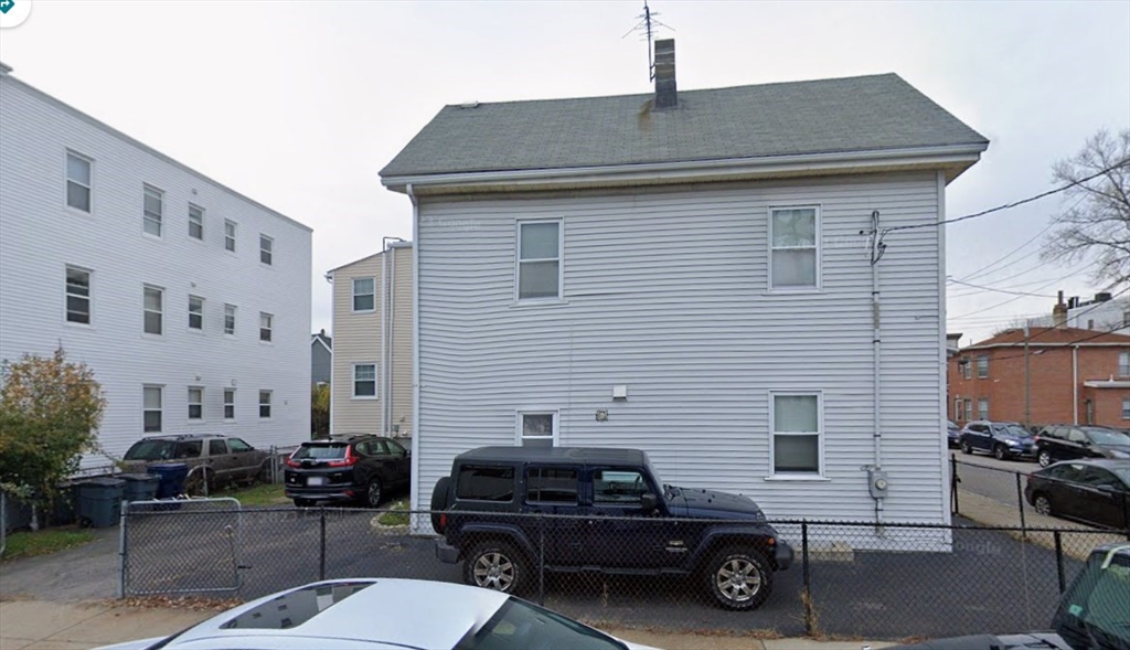 Studio bed apartment for rent at 19 Locust St Unit Parking#2, Dorchester