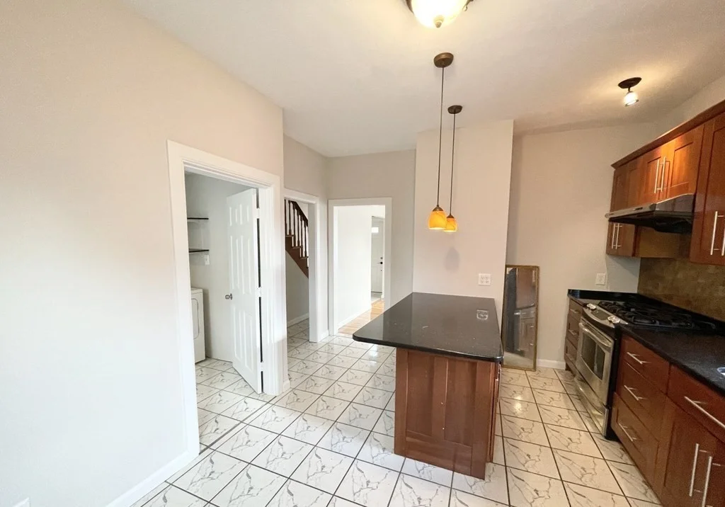 5 bed, 2 bath apartment for rent at 19 Locust Unit Street, Dorchester — photo 3 of 15