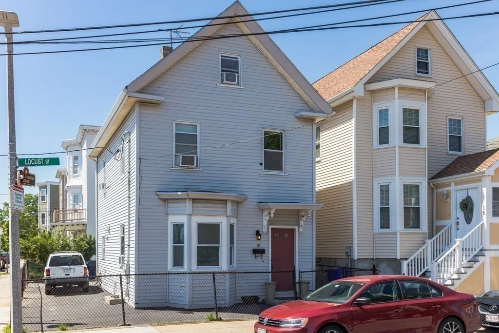 5 bed, 2 bath apartment for rent at 19 Locust Unit Street, Dorchester — photo 15 of 15