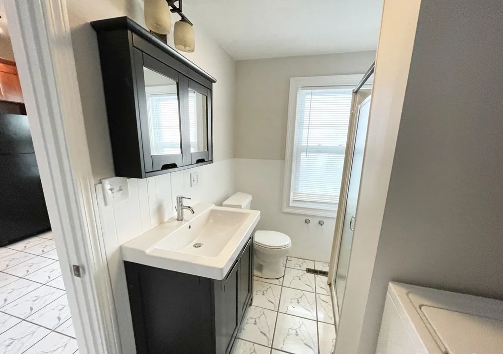 5 bed, 2 bath apartment for rent at 19 Locust Unit Street, Dorchester — photo 11 of 15