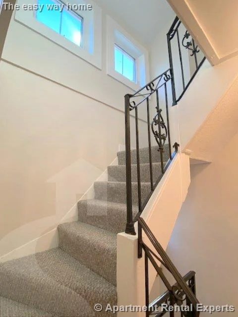 4 bed, 2 bath apartment for rent at 19 Loring St Unit 2, Spring Hill — photo 17 of 28