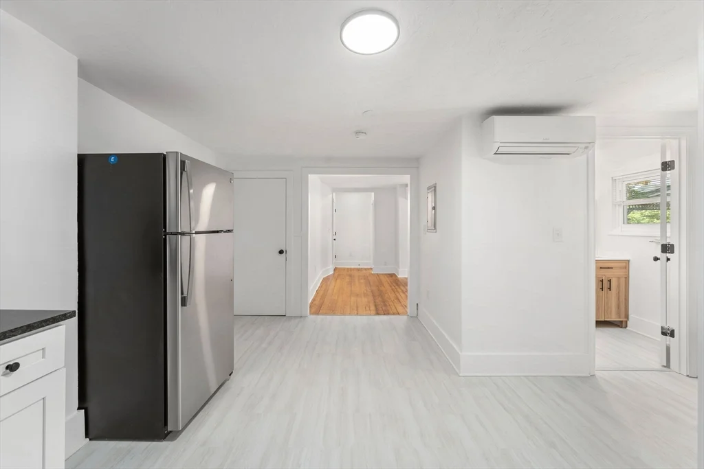1 bed, 1 bath apartment for rent at 19 Main St Unit A, Foxboro — photo 4 of 24