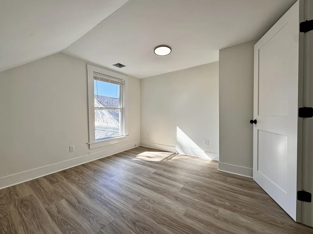 3 bed, 1 bath apartment for rent at 19 Main St Unit B, Foxboro — photo 12 of 26