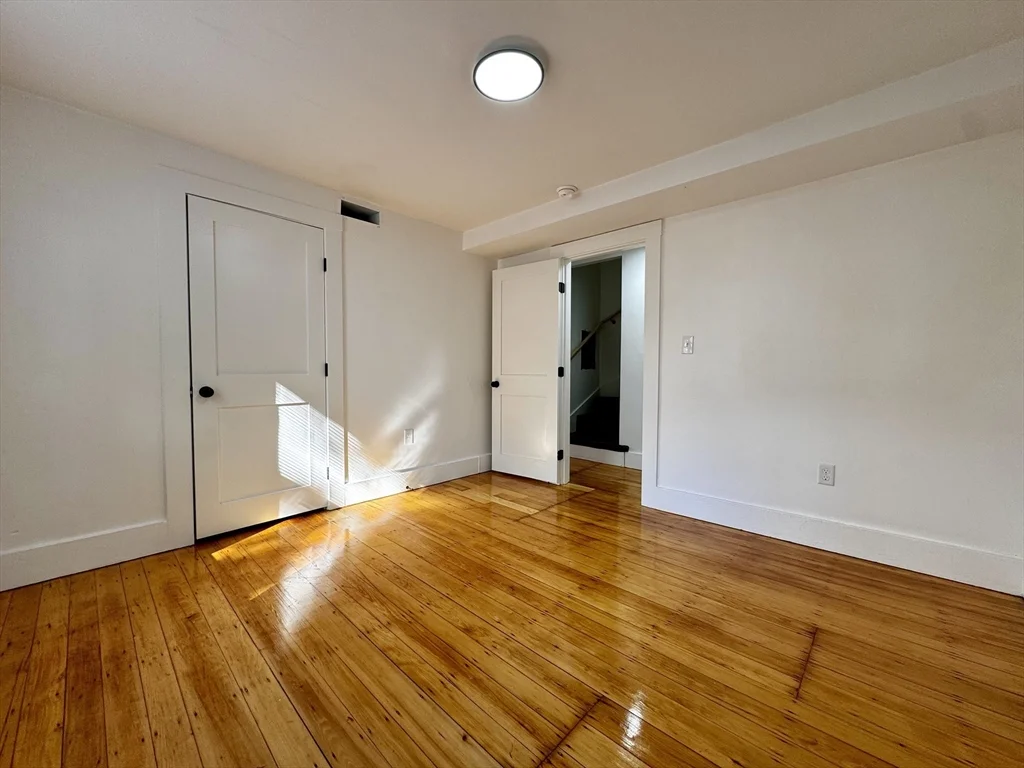 3 bed, 1 bath apartment for rent at 19 Main St Unit B, Foxboro — photo 10 of 26