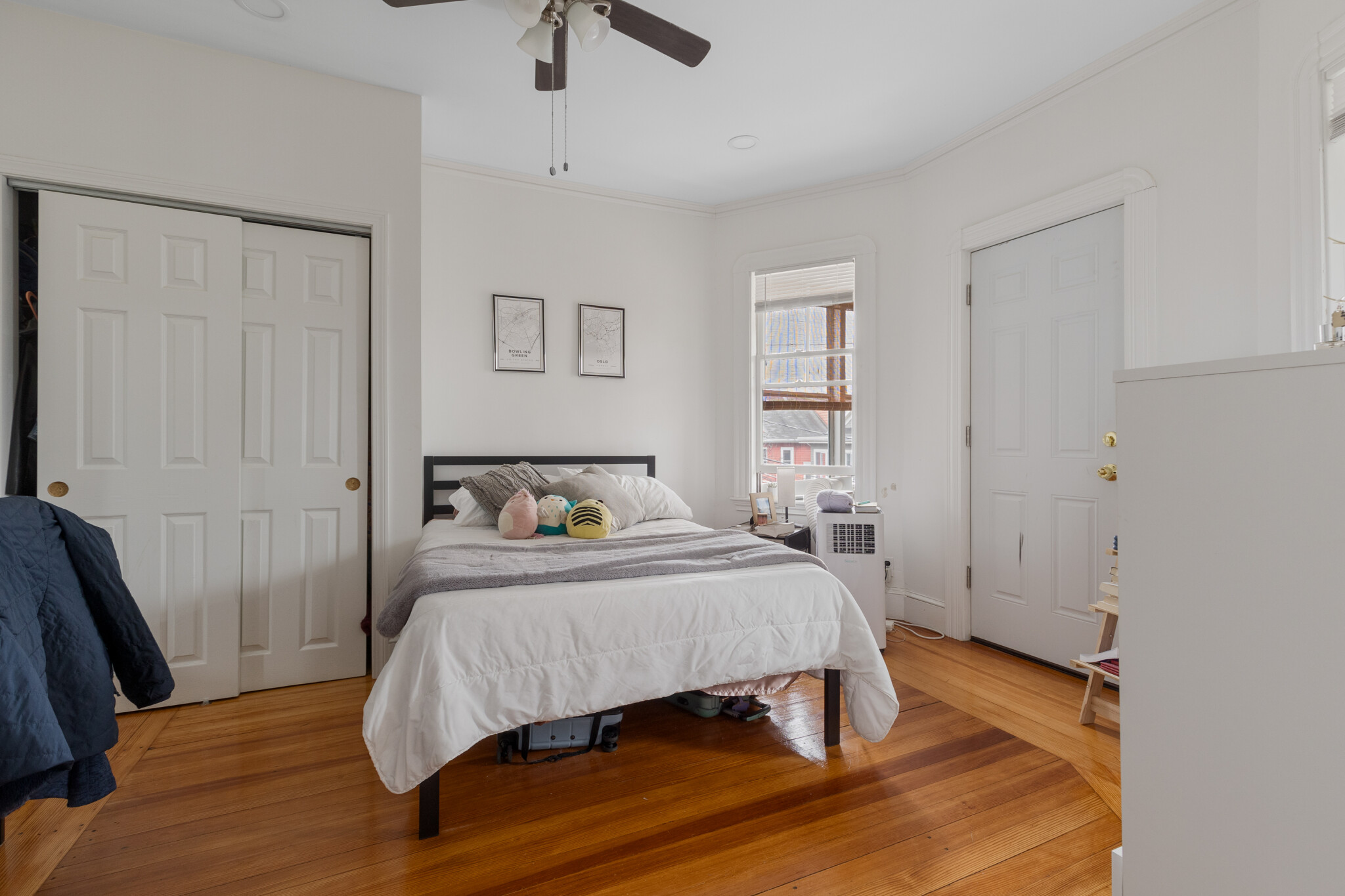 3 bed, 1 bath apartment for rent at 19 Malvern Ave Unit 2, Teele Square — photo 9 of 21