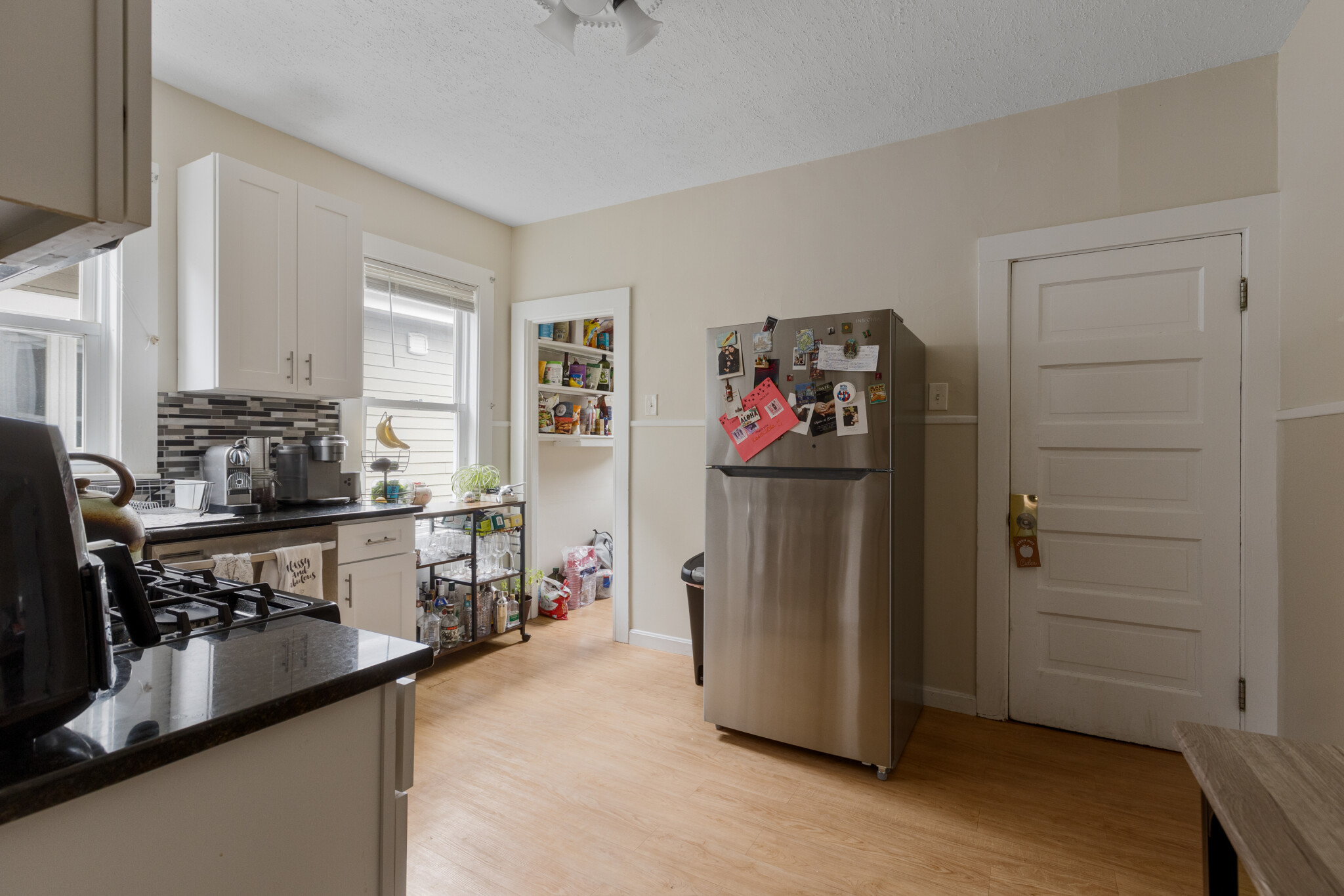 3 bed, 1 bath apartment for rent at 19 Malvern Ave Unit 2, Teele Square — photo 14 of 21