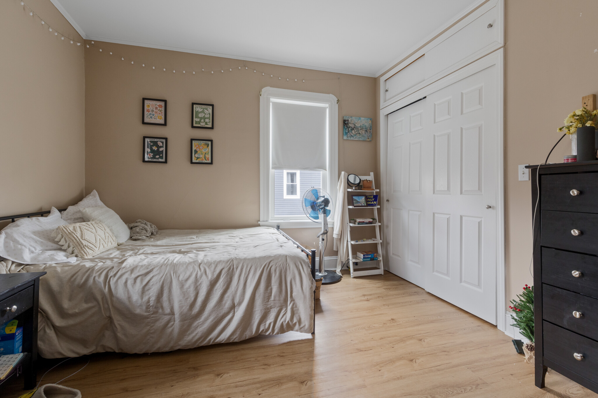 3 bed, 1 bath apartment for rent at 19 Malvern Ave Unit 2, Teele Square — photo 13 of 21
